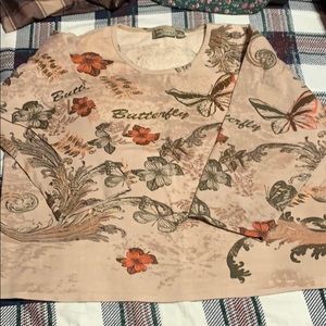 WOMENs plus 3/4 sleeve top💕